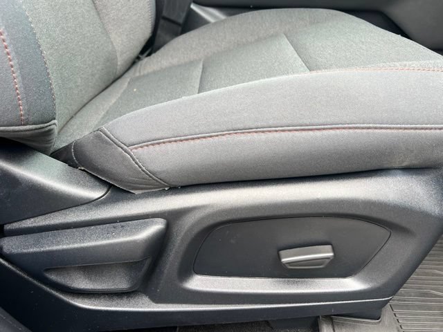 Used 2025 Ford Explorer Active AWD/4WD image 12