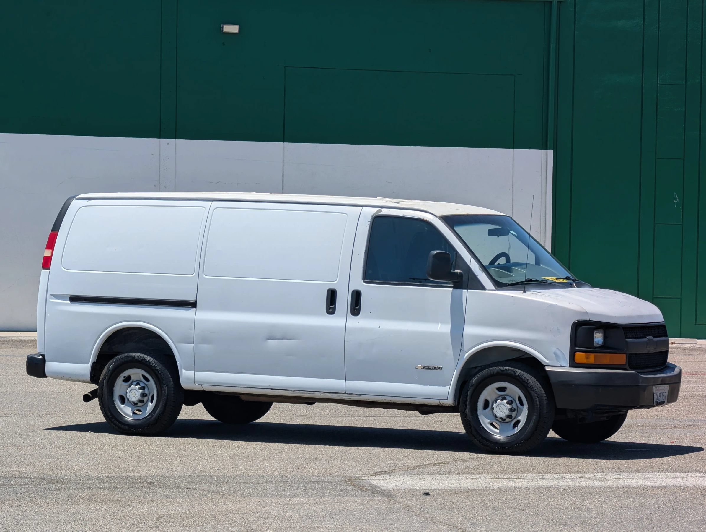 Used 2005 Chevrolet Express 2500