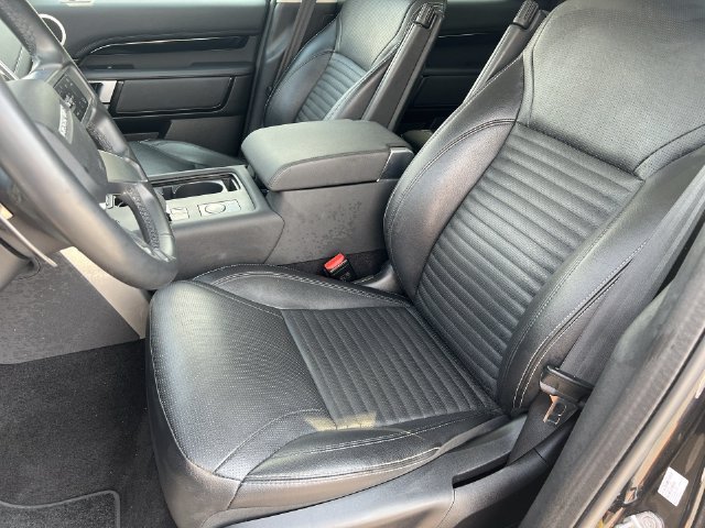 Used 2024 Land Rover Discovery S AWD/4WD image 35