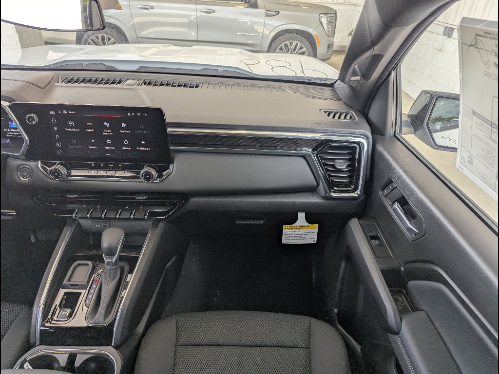 New 2026 GMC Canyon Elevation RWD image 4