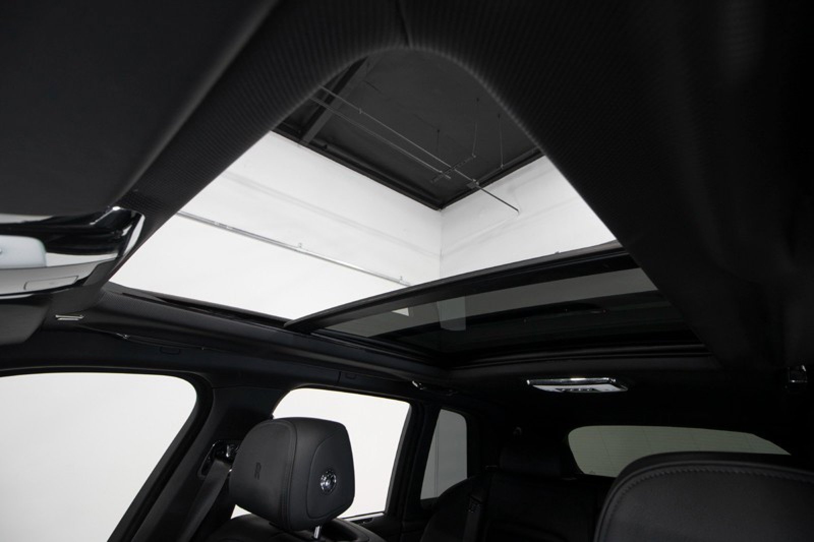 Used 2019 Rolls-Royce Cullinan image 42
