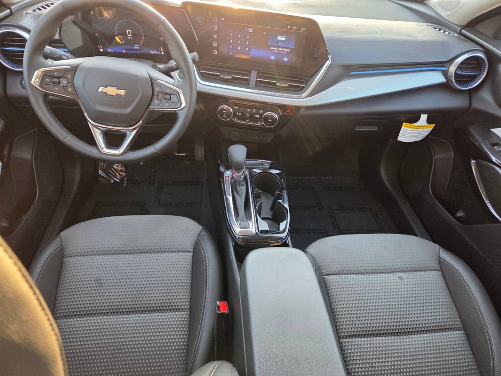 Certified 2026 Chevrolet Trax LT w/ Driver Confidence Package FWD image 10