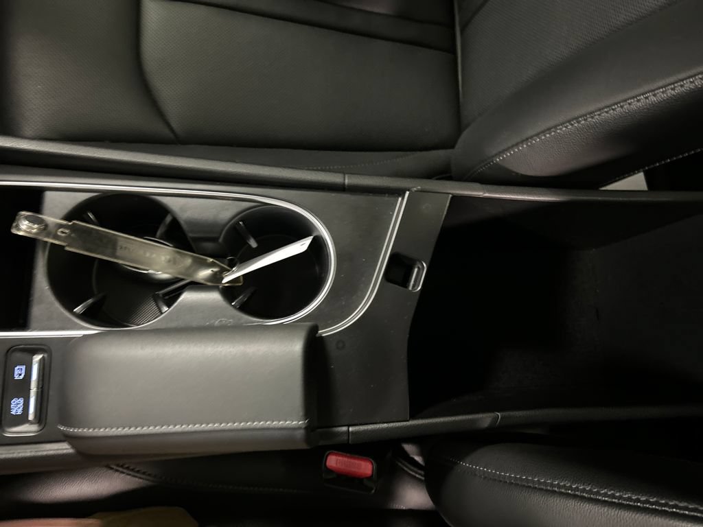 Used 2025 Hyundai Sonata Limited FWD image 19