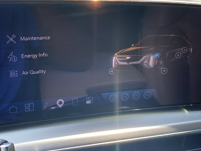Certified 2026 Cadillac Lyriq Signature Luxury w/ Nappa Leather Package AWD/4WD image 40