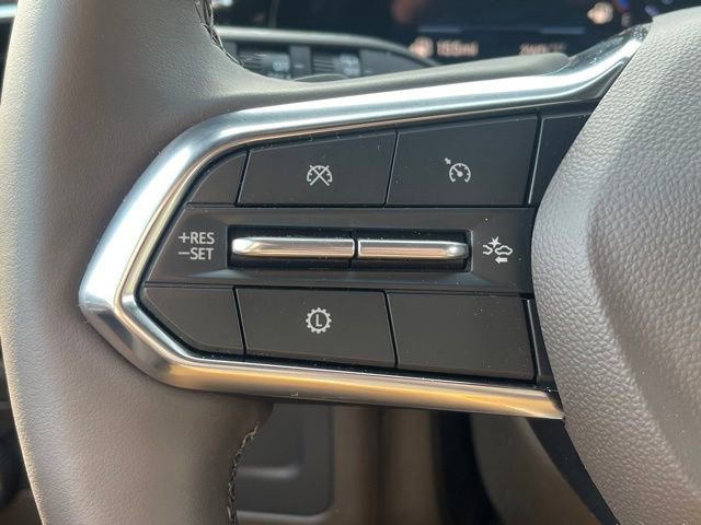 Used 2026 Chevrolet Suburban LT w/ Comfort Package image 8