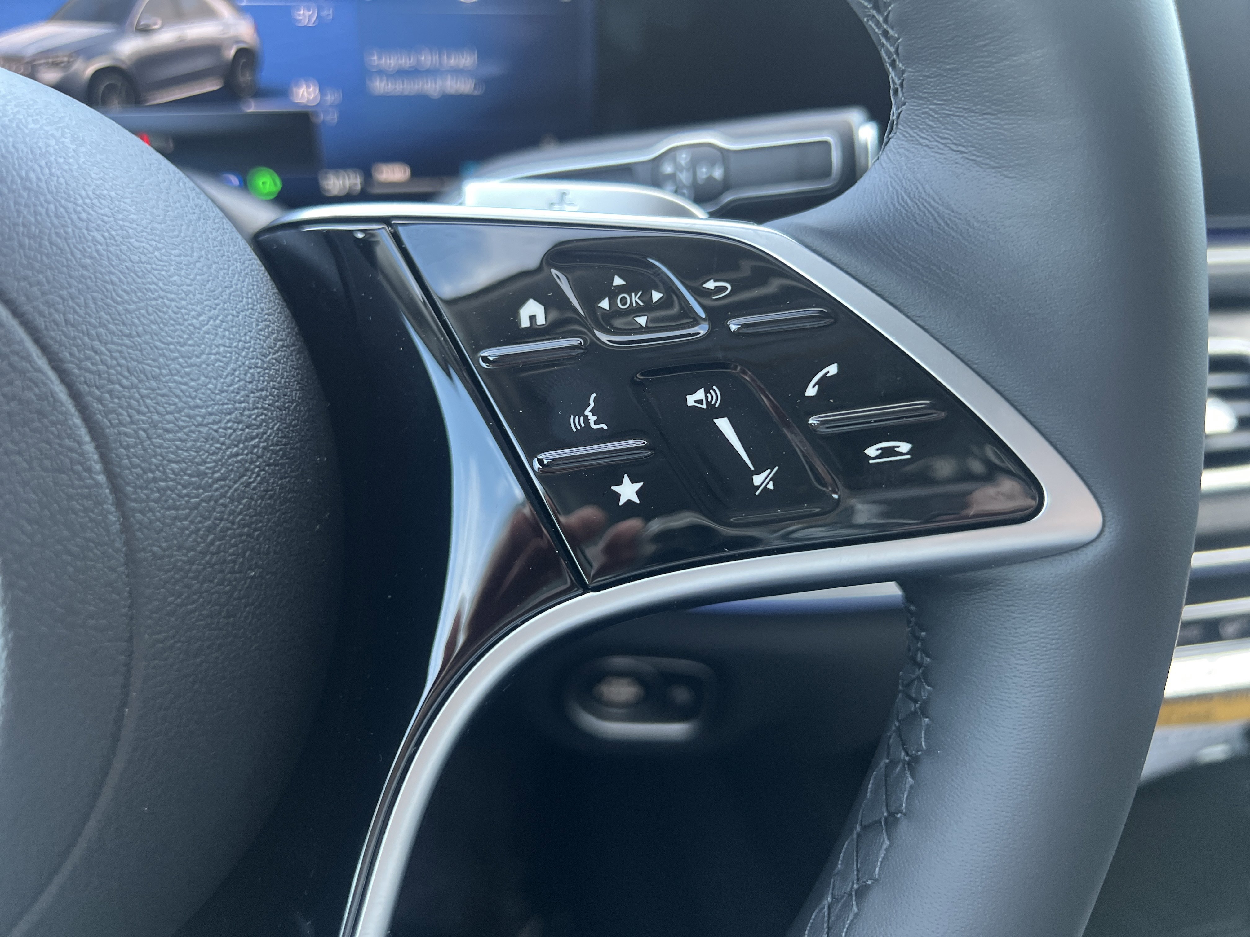 New 2026 Mercedes-Benz GLE 450 4MATIC image 17