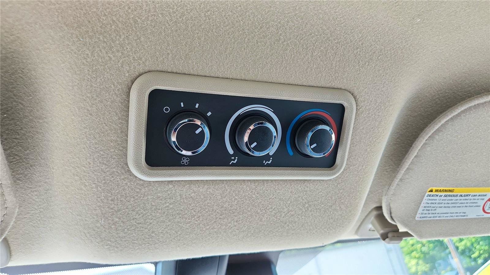 New 2026 Chevrolet Express 3500 LT w/ LT Preferred Equipment Group RWD image 29