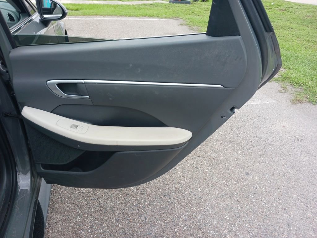 Used 2022 Hyundai Sonata SEL w/ Cargo Package FWD image 20