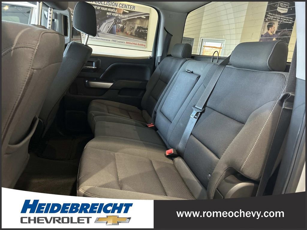 Used 2018 Chevrolet Silverado 1500 LT w/ Trailering Package AWD/4WD image 12