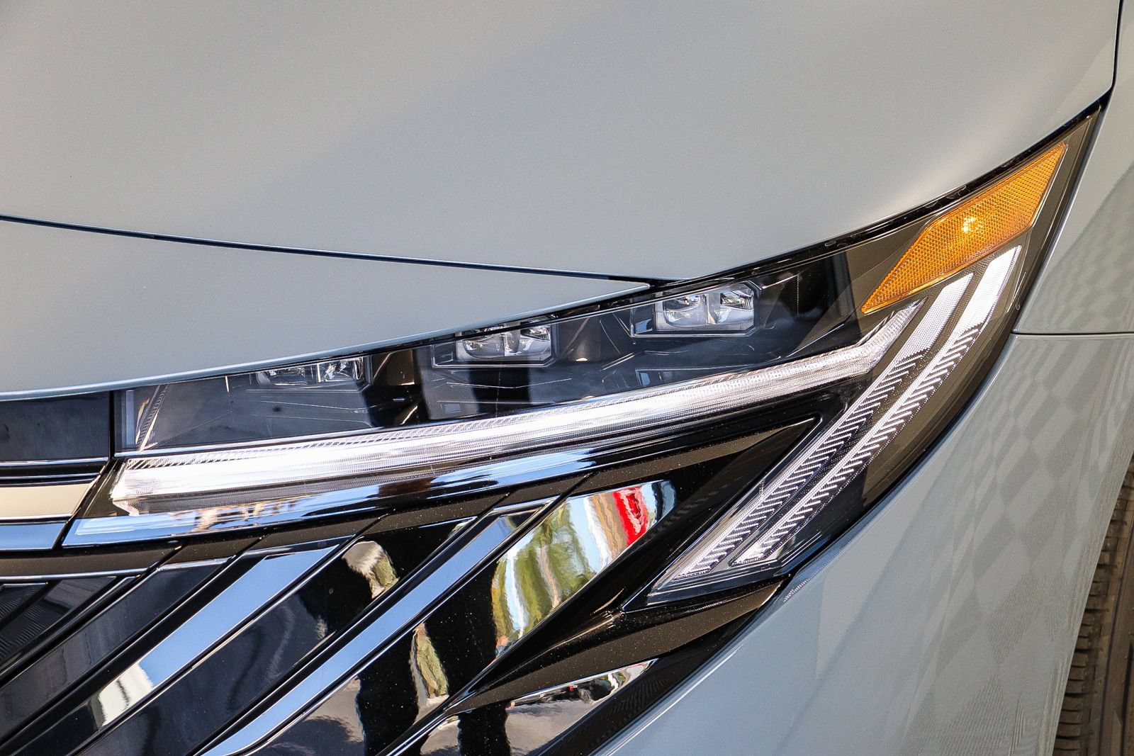 New 2026 Nissan Sentra SR w/ SR All Weather Package FWD image 4