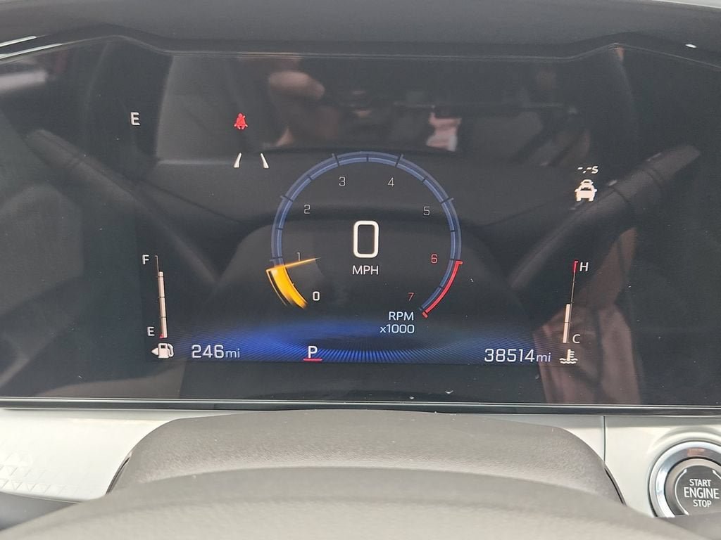 Certified 2025 Chevrolet Trax LT w/ LT Convenience Package FWD image 23