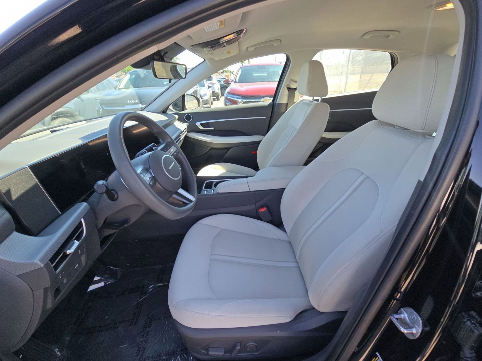 Used 2025 Hyundai Sonata SEL FWD image 29