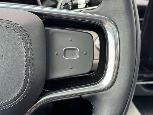 Used 2024 Lincoln Nautilus Premier w/ Equipment Group 102A image 23