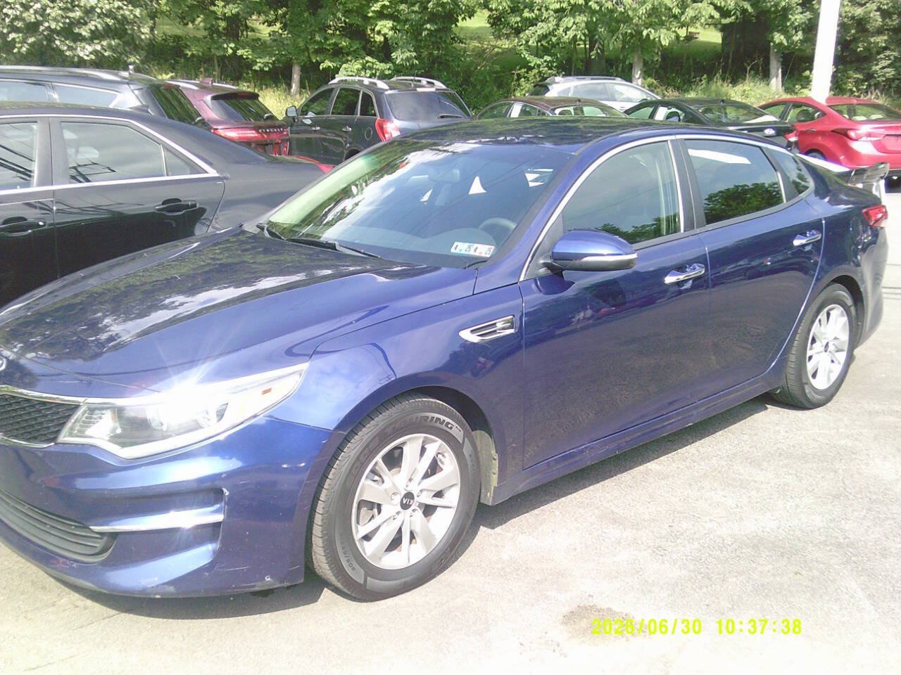 Used 2018 Kia Optima LX FWD image 1