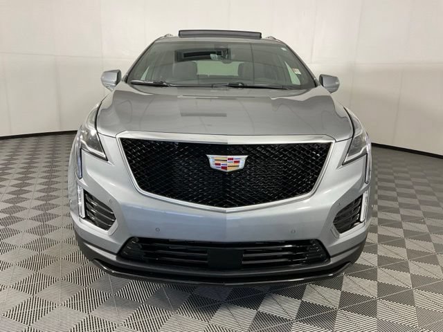 Used 2026 Cadillac XT5 Sportv w/ LPO, Floor Liner Package AWD/4WD image 2