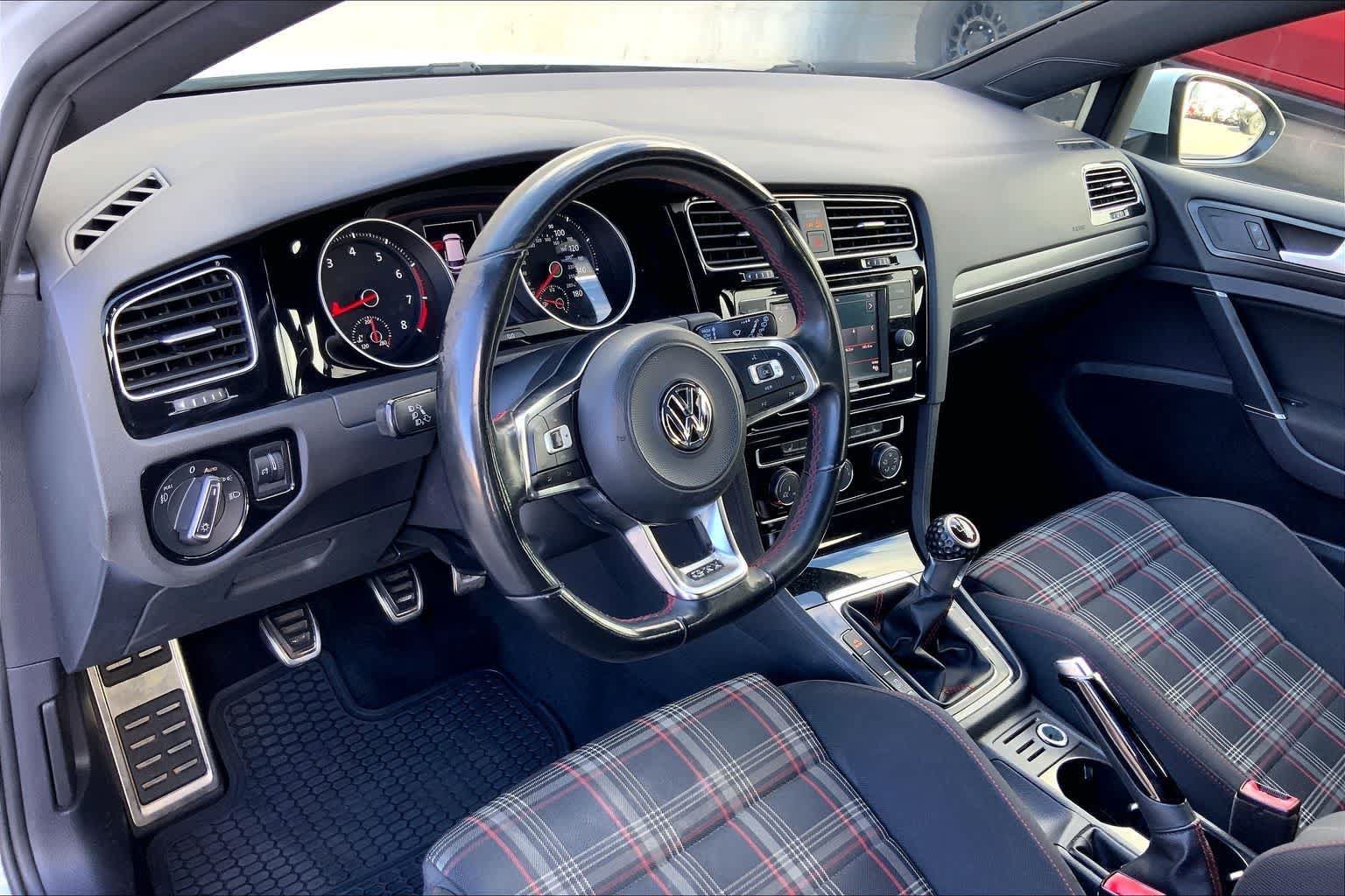 Used 2019 Volkswagen GTI S FWD image 2
