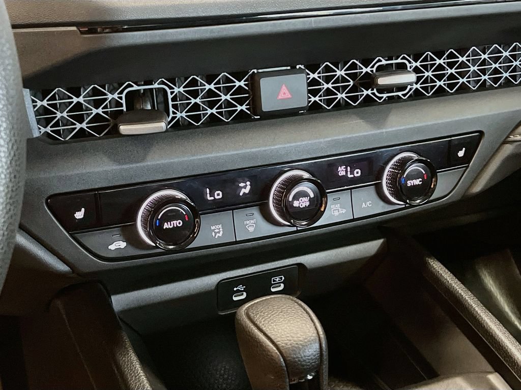Used 2025 Honda Accord SE image 14