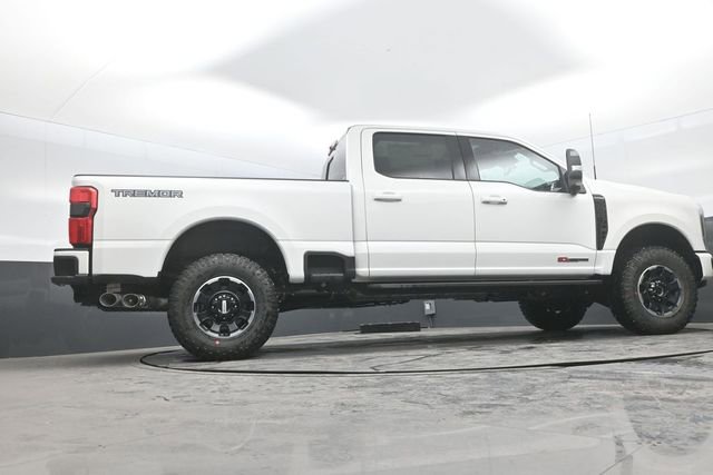 New 2026 Ford F250 Platinum w/ Tremor Off-Road Package image 42