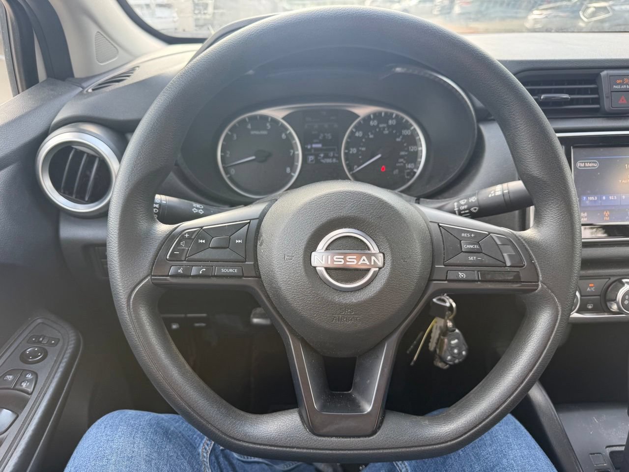Used 2023 Nissan Versa S FWD image 11
