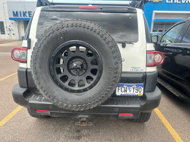Used 2012 Toyota FJ Cruiser 4WD w/ Upgrade Pkg image 6