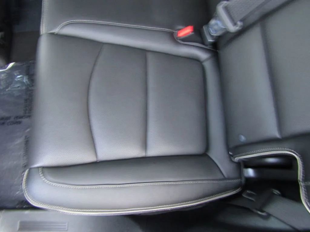 Used 2018 GMC Terrain Denali w/ Comfort Package image 39