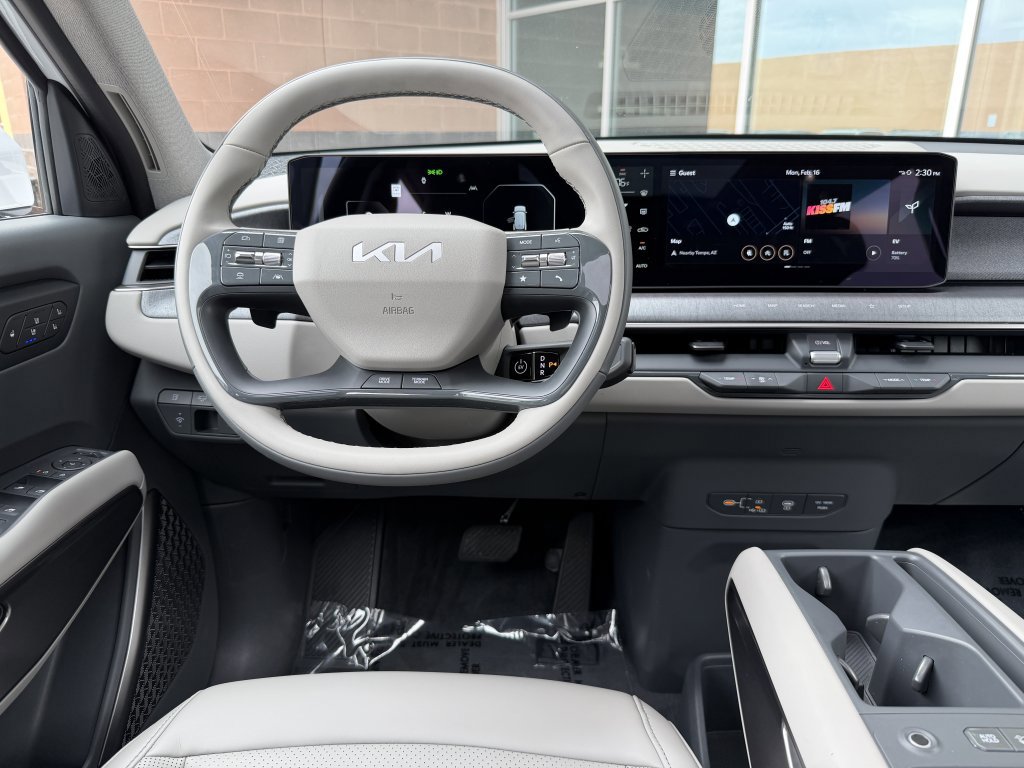 Used 2026 Kia EV9 Wind image 16