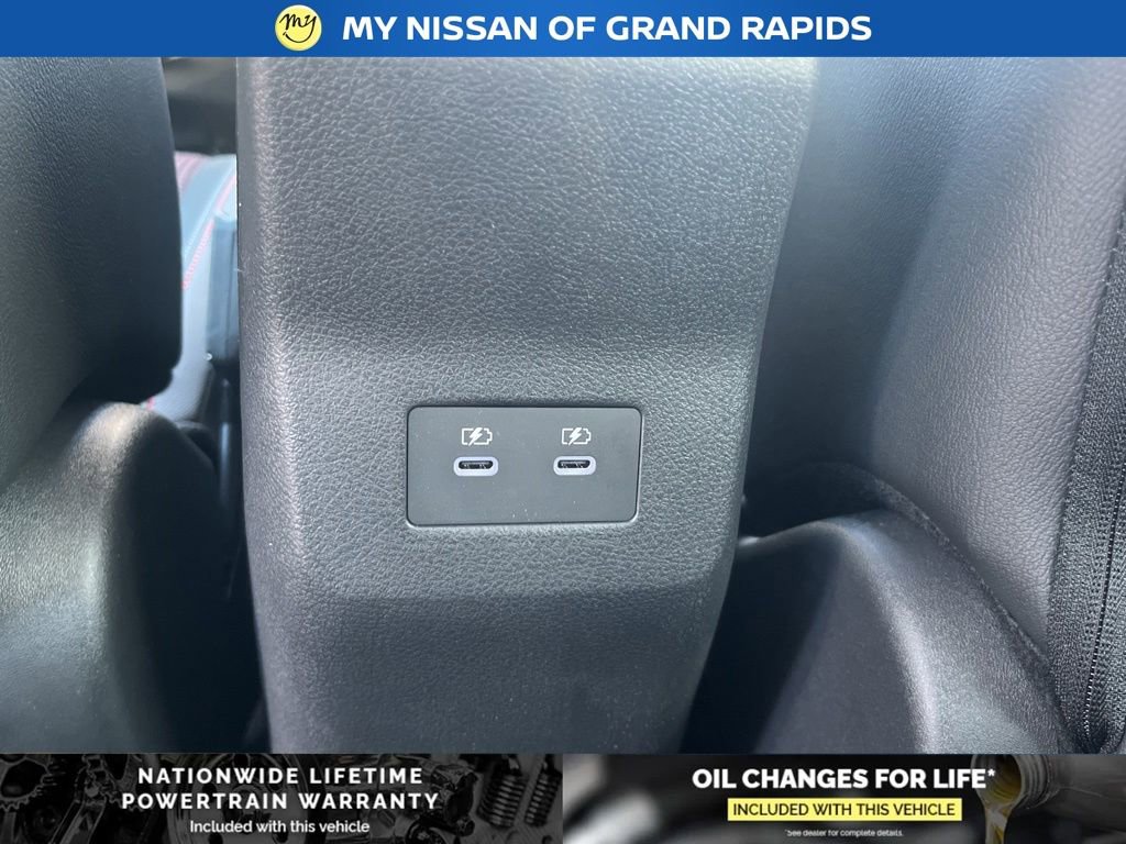 New 2026 Nissan Kicks SR AWD/4WD image 21
