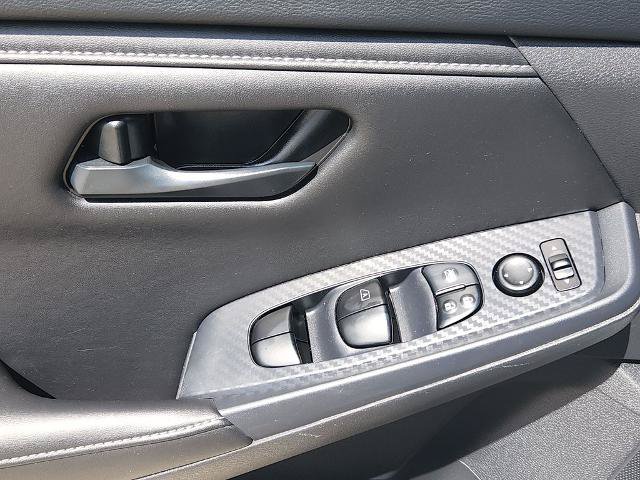 Certified 2025 Nissan Sentra S FWD image 29