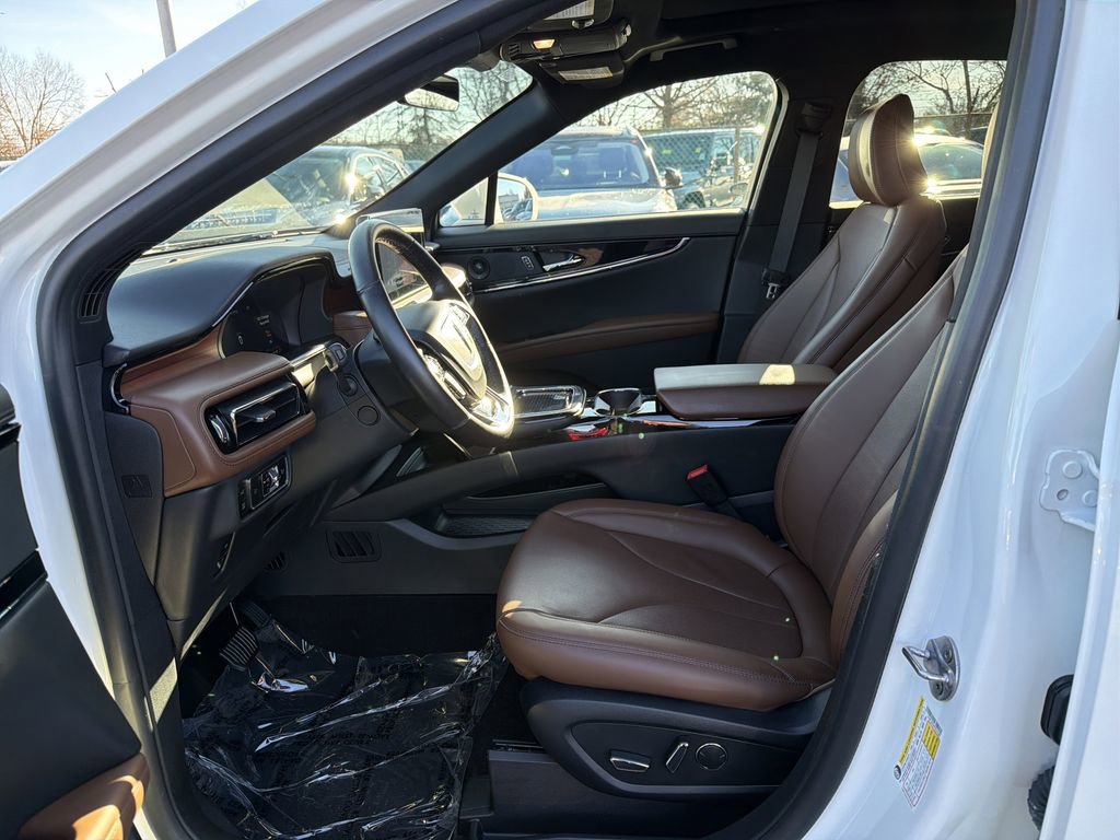 Certified 2023 Lincoln Nautilus Reserve w/ Equipment Group 201A image 11