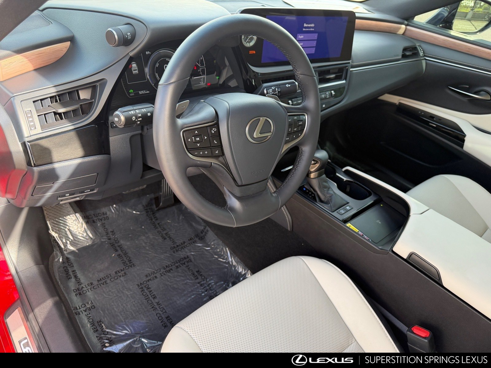 Certified 2025 Lexus ES 300h w/ Premium Package FWD image 12