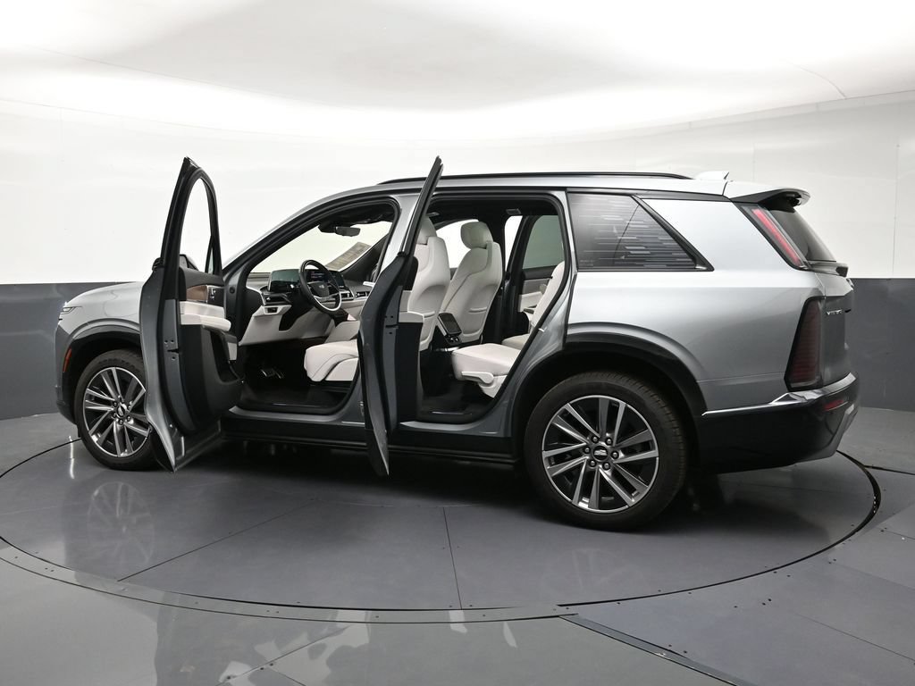 Used 2026 Cadillac Vistiq Luxury AWD/4WD image 37