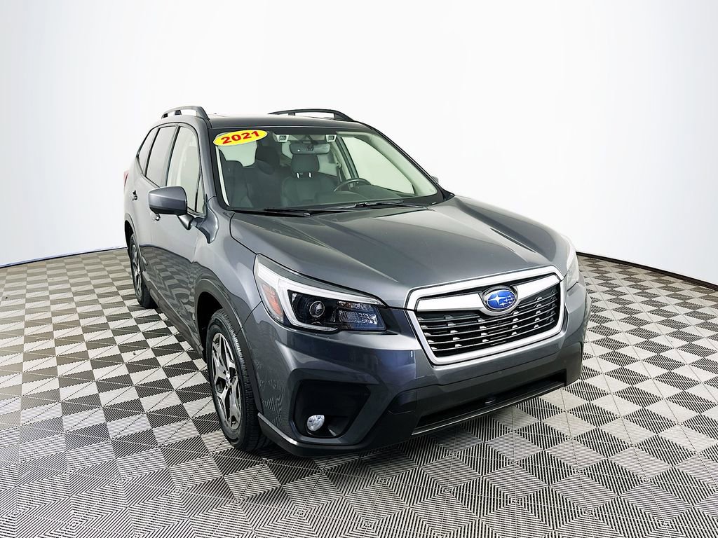 Used 2021 Subaru Forester Premium AWD/4WD image 3