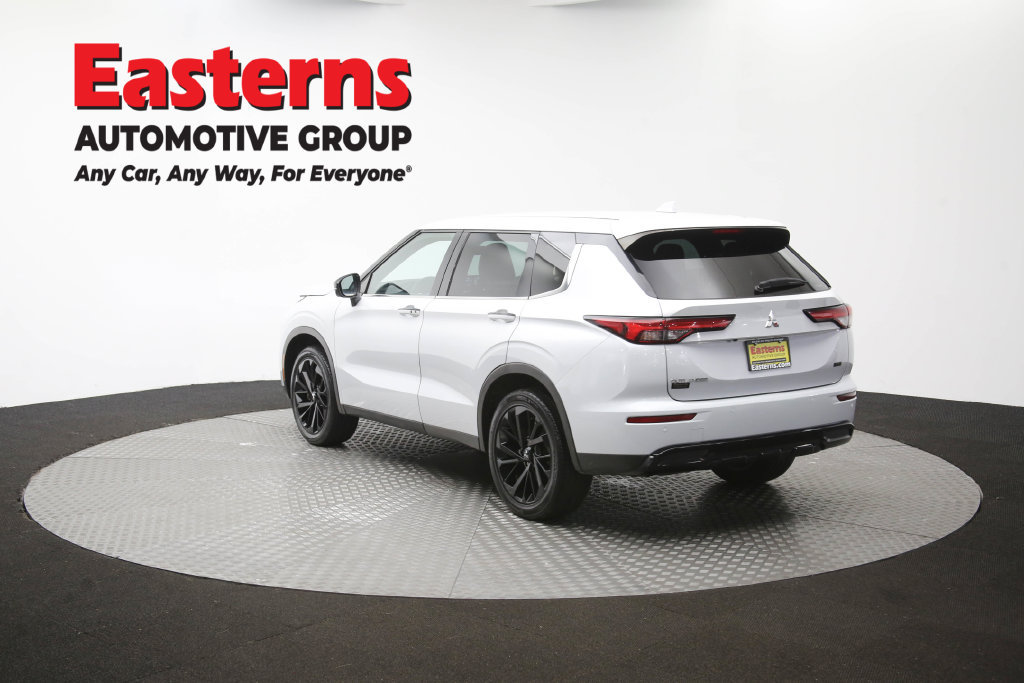 Used 2023 Mitsubishi Outlander SE Black Edition AWD/4WD image 67