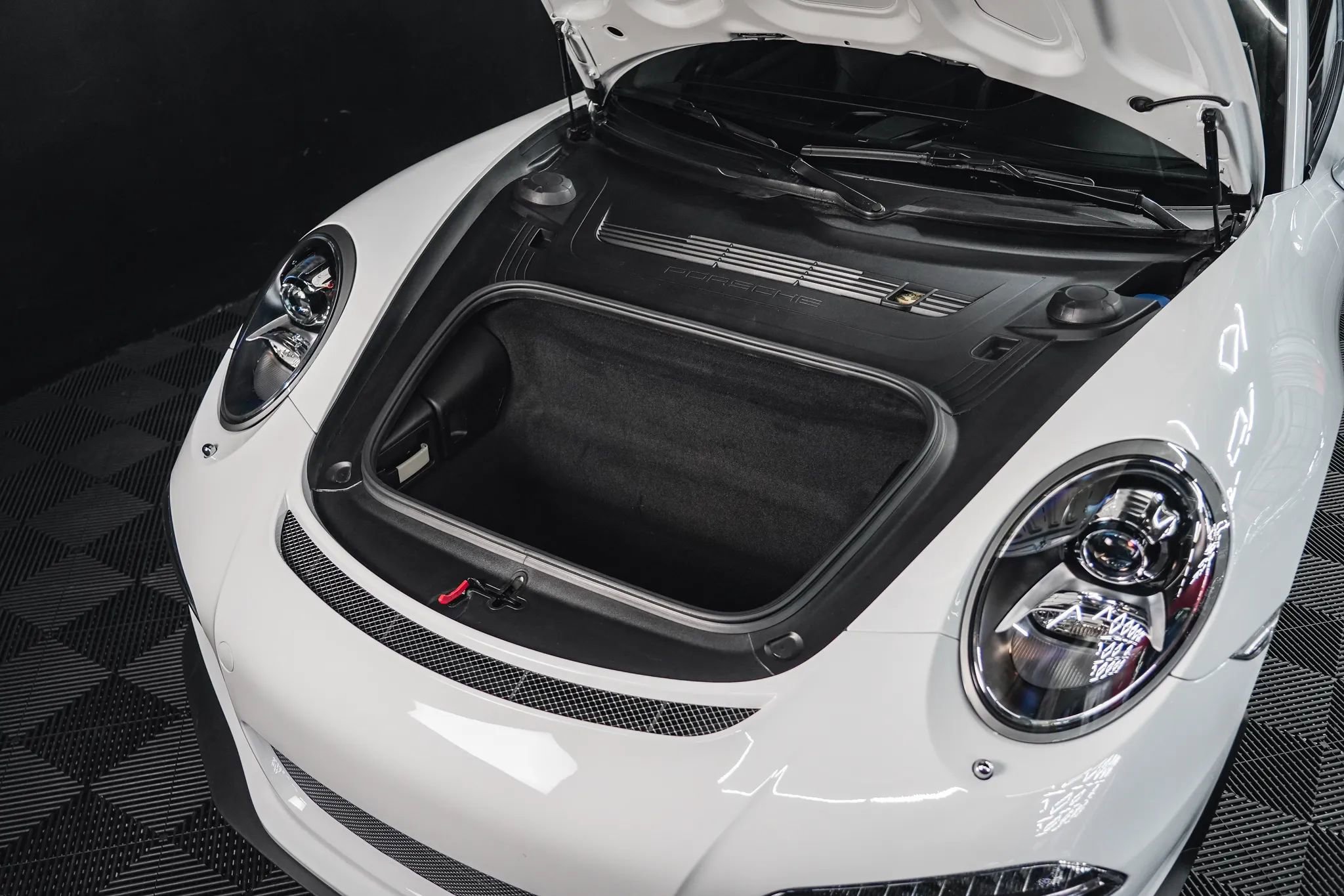 Used 2015 Porsche 911 GT3 RWD image 54