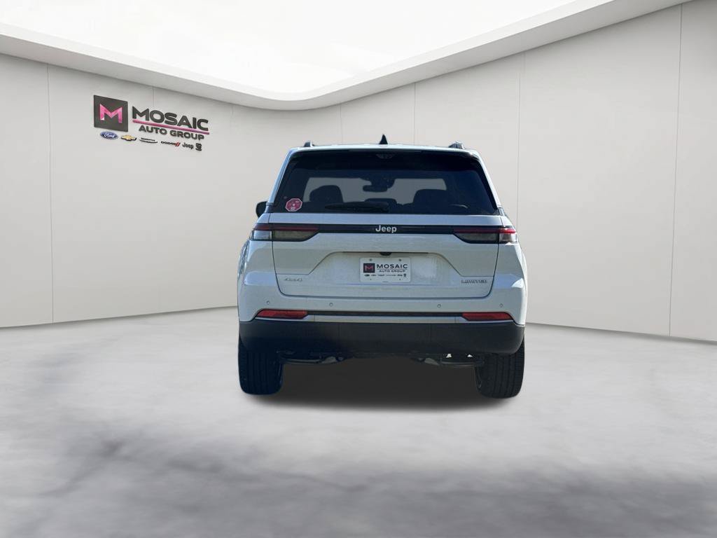 New 2027 Jeep Grand Cherokee Limited AWD/4WD image 6