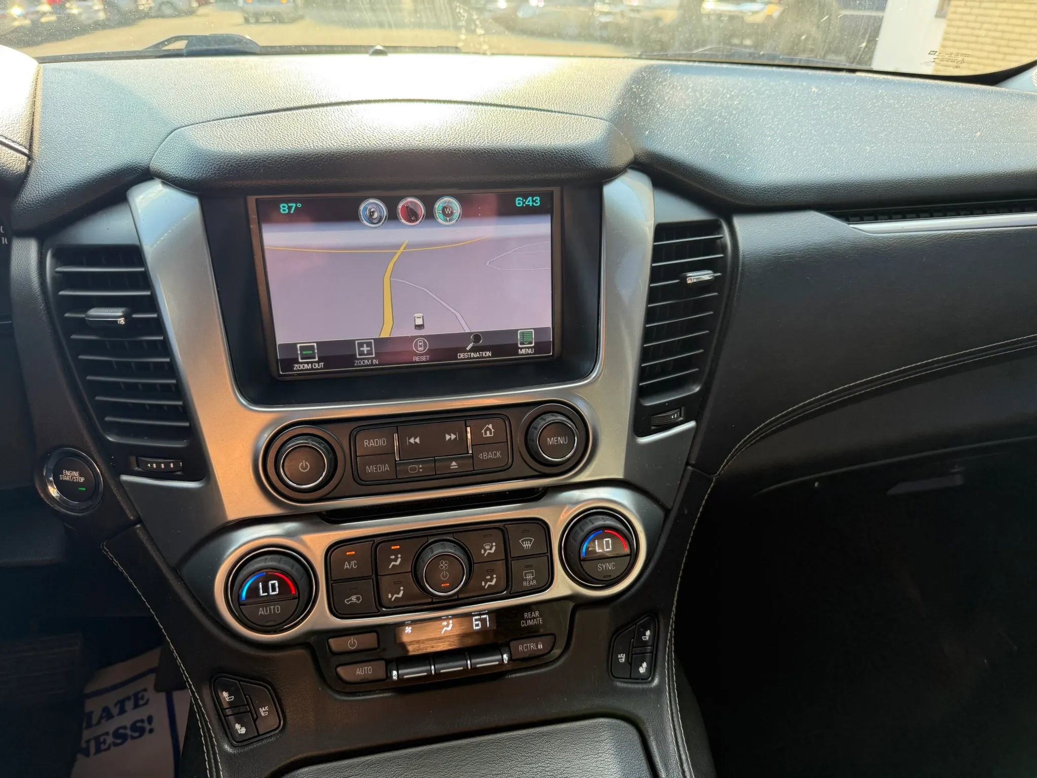 Used 2015 Chevrolet Tahoe LTZ AWD/4WD image 12