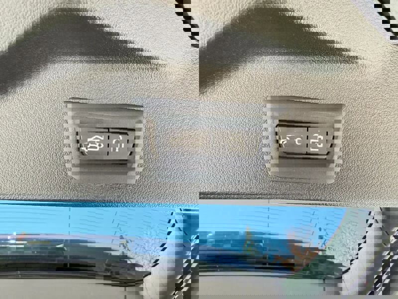 Used 2020 BMW X5 M50i w/ Executive Package image 37