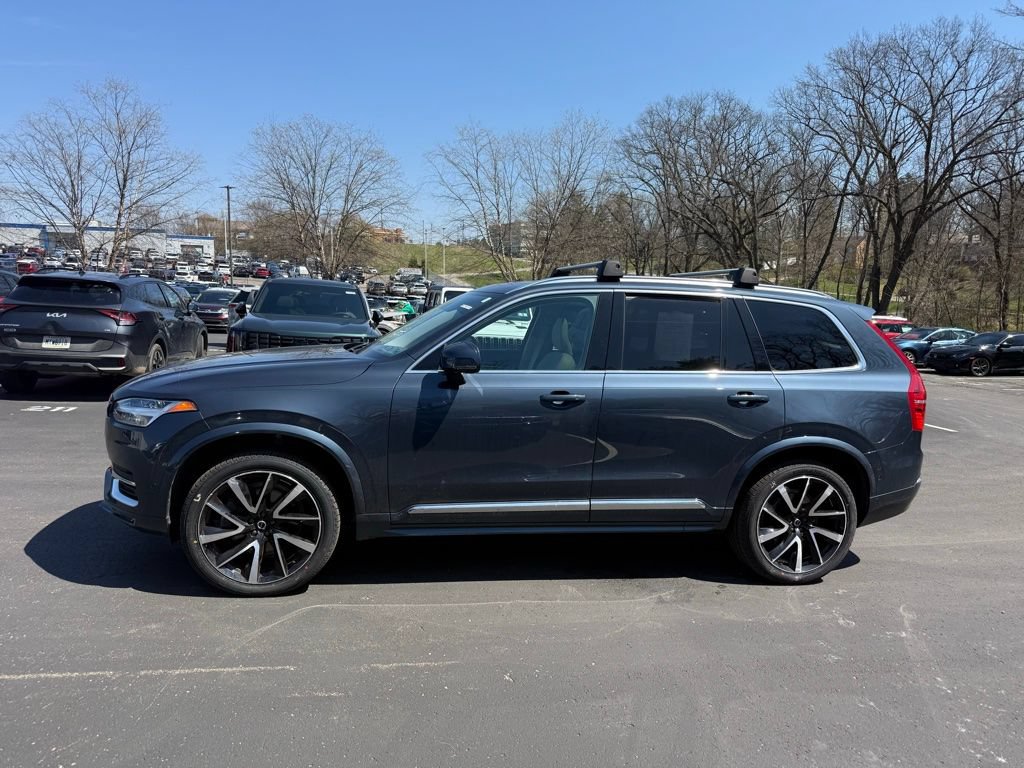 Used 2025 Volvo XC90 B6 Plus w/ Protection Package AWD/4WD image 4