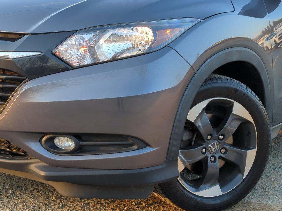 Used 2018 Honda HR-V EX image 32