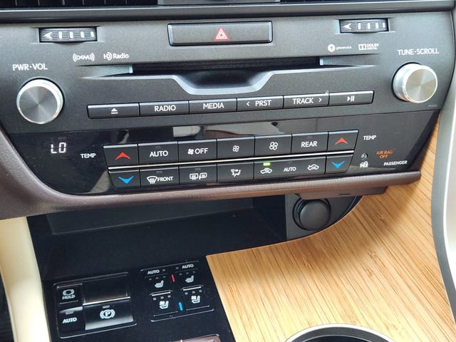 Used 2019 Lexus RX 350L FWD image 19