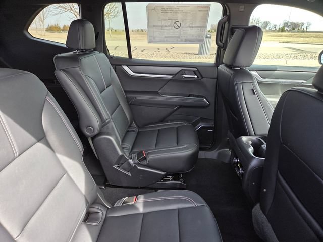 New 2026 GMC Acadia Elevation w/ Elevation Premium Package AWD/4WD image 40