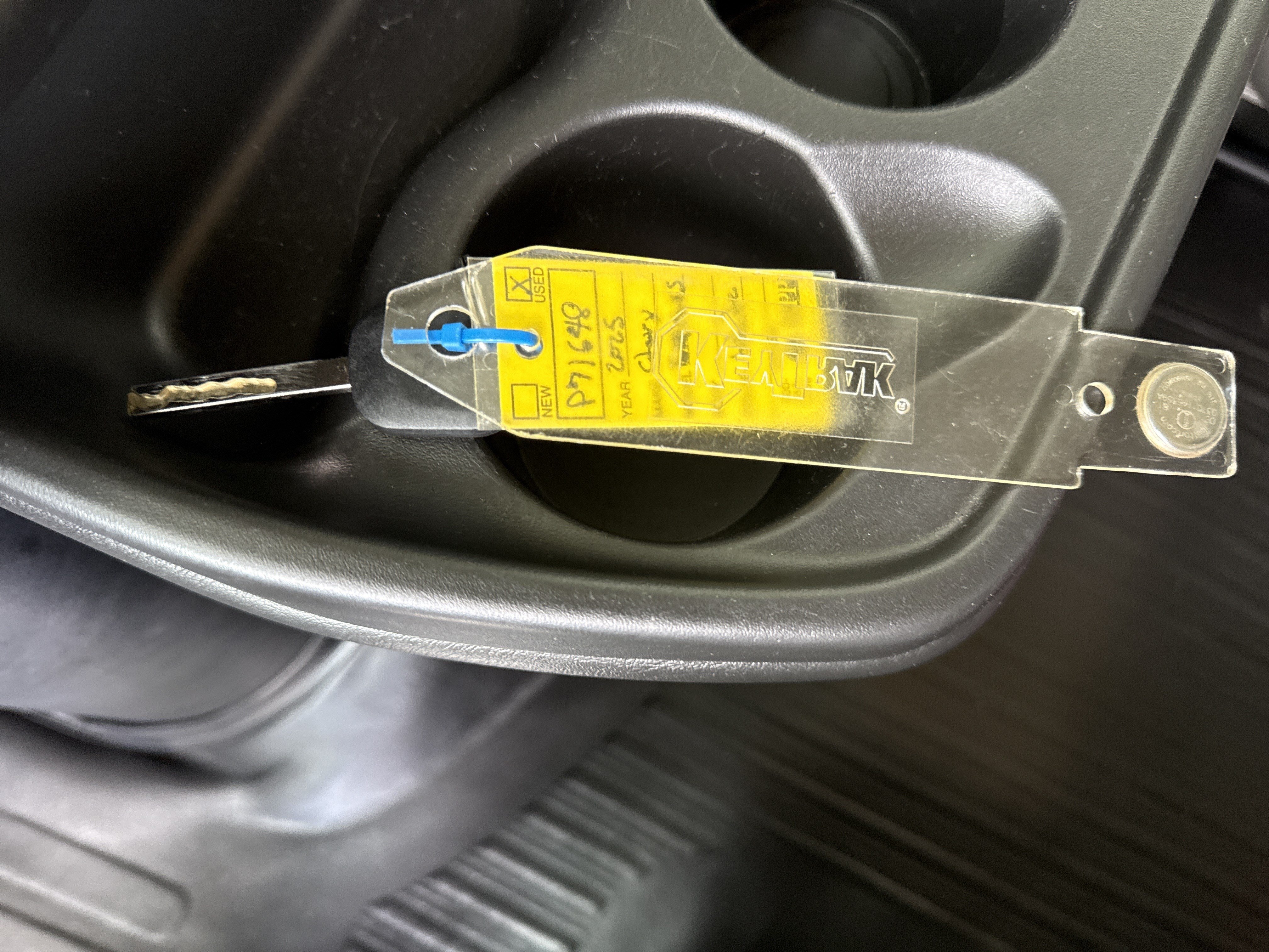 Used 2025 Chevrolet Express 2500 w/ Driver Convenience Package RWD image 32