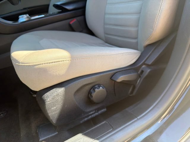 Used 2020 Ford Fusion S FWD image 16