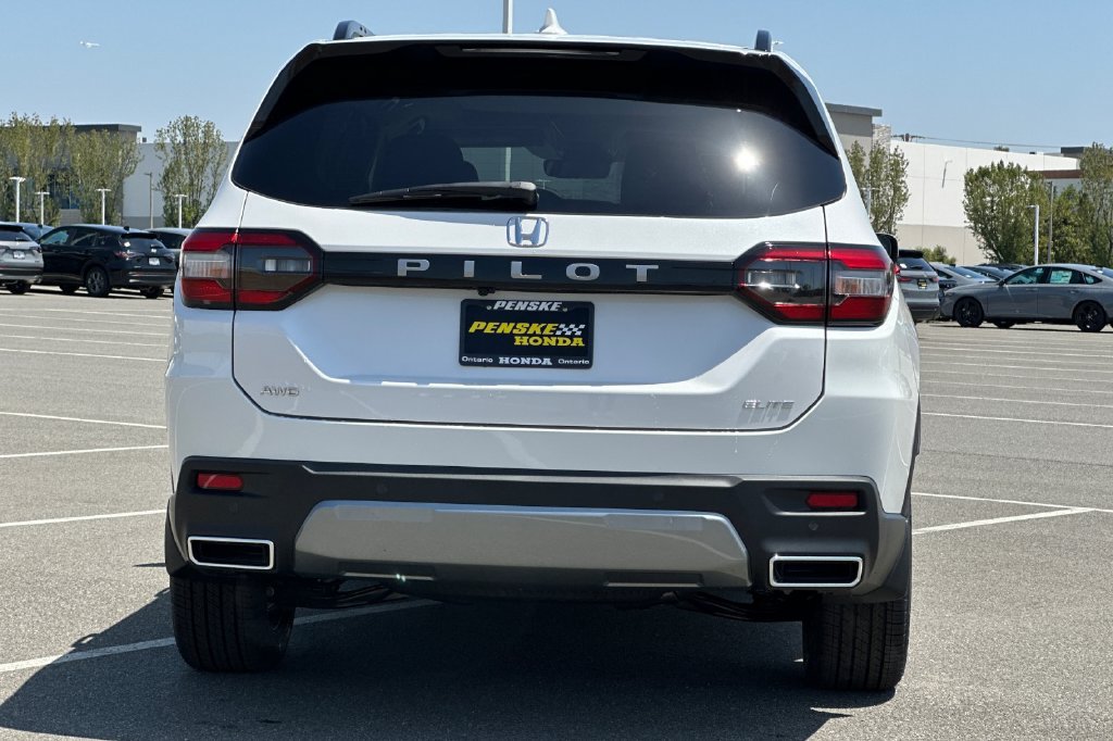New 2026 Honda Pilot Elite image 5