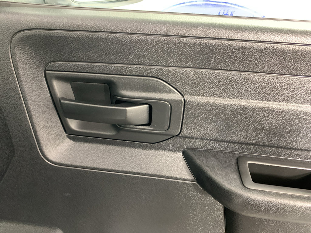 Used 2015 RAM 2500 Tradesman RWD image 28