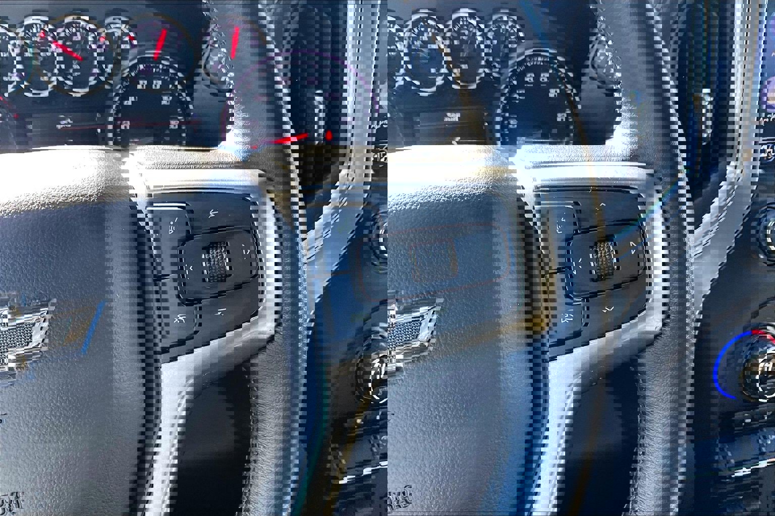 Used 2021 Chevrolet Silverado 1500 RST image 25