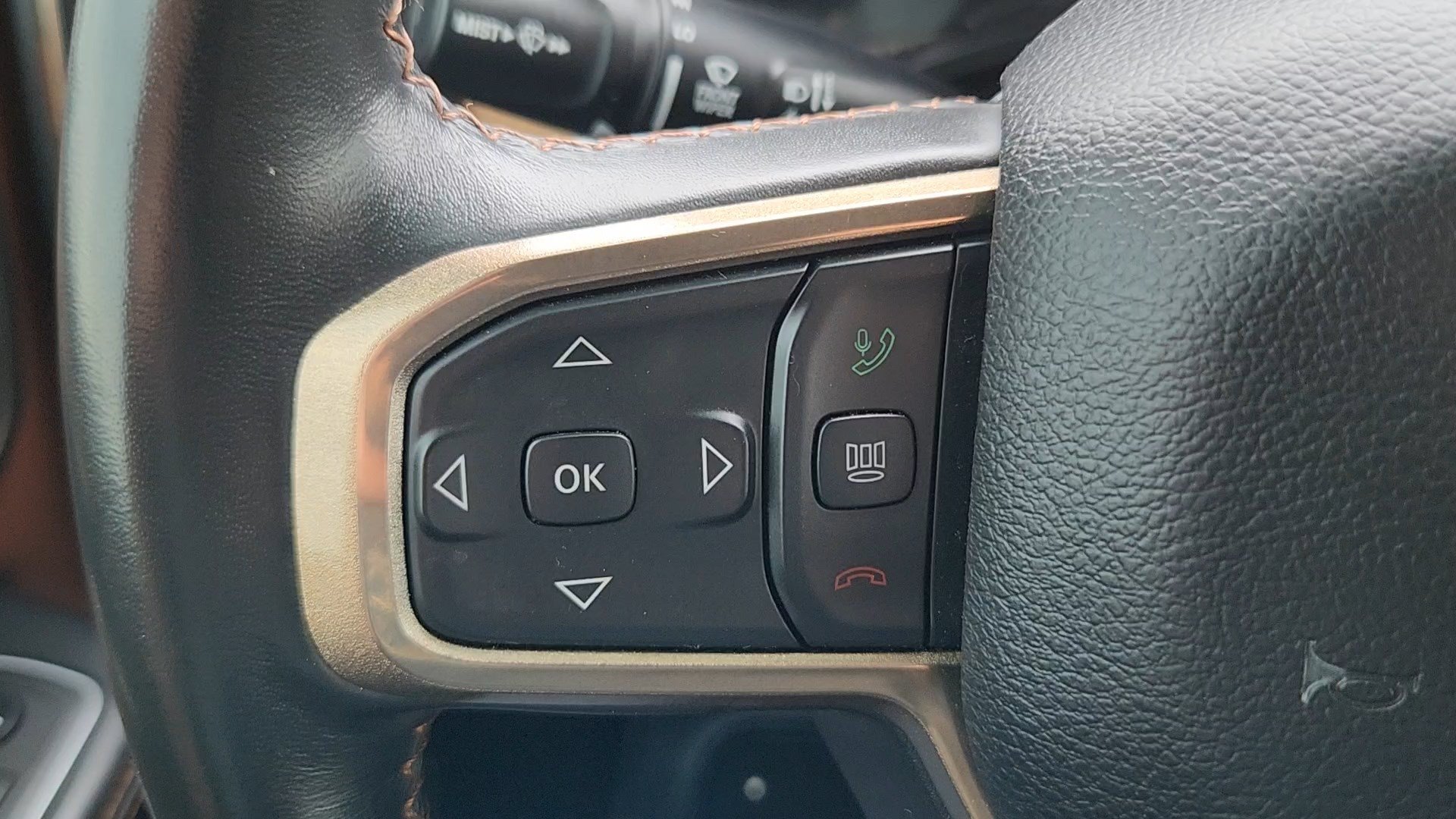 Used 2023 RAM 1500 Limited AWD/4WD image 12