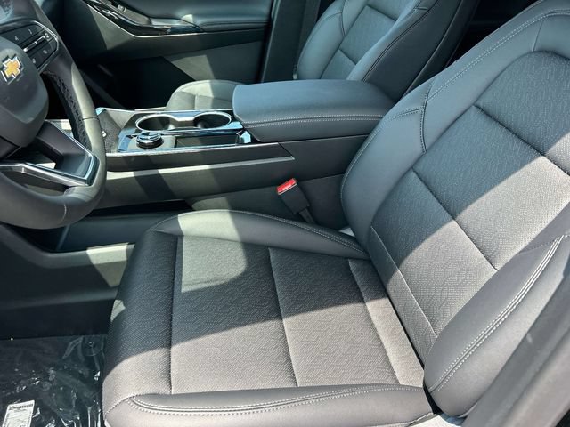 New 2027 Chevrolet Equinox LT w/ Convenience Package II FWD image 23