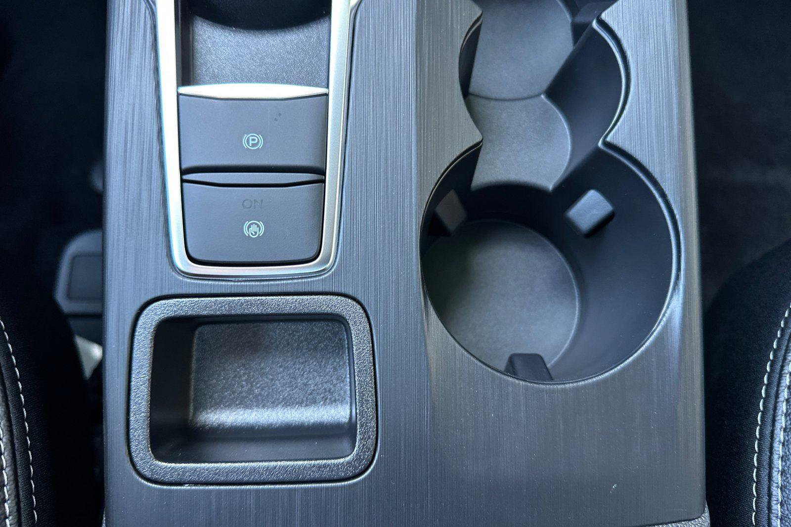 New 2025 Ford Escape SE w/ PHEV Premium Package image 24