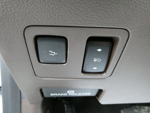 Certified 2020 Ford F350 King Ranch w/ King Ranch Ultimate Package image 28